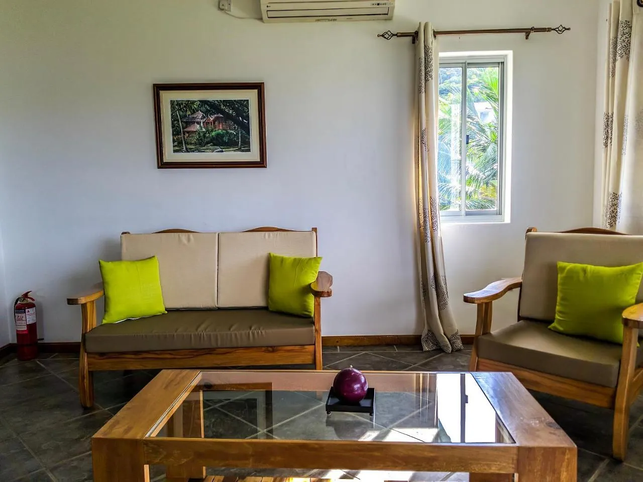 East View Self Catering Villa Au Cap Holiday home