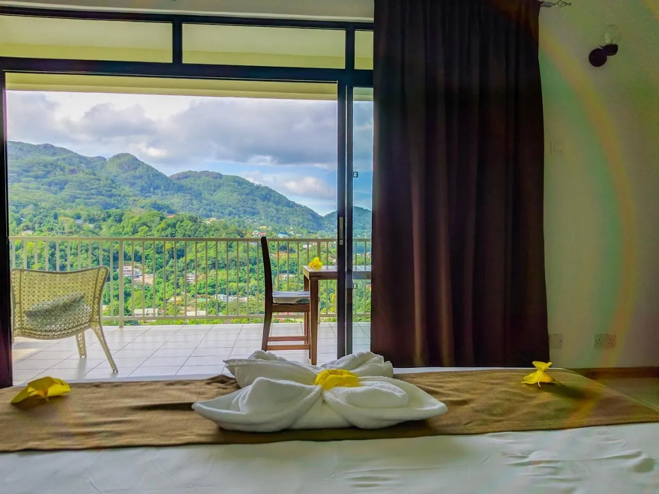 Villa East View Self Catering Au Cap Seychellen